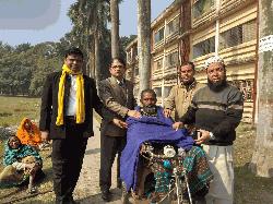 RUTA distributes warm clothes