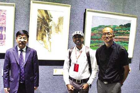 Mamun with guests at the award giving ceremony in China