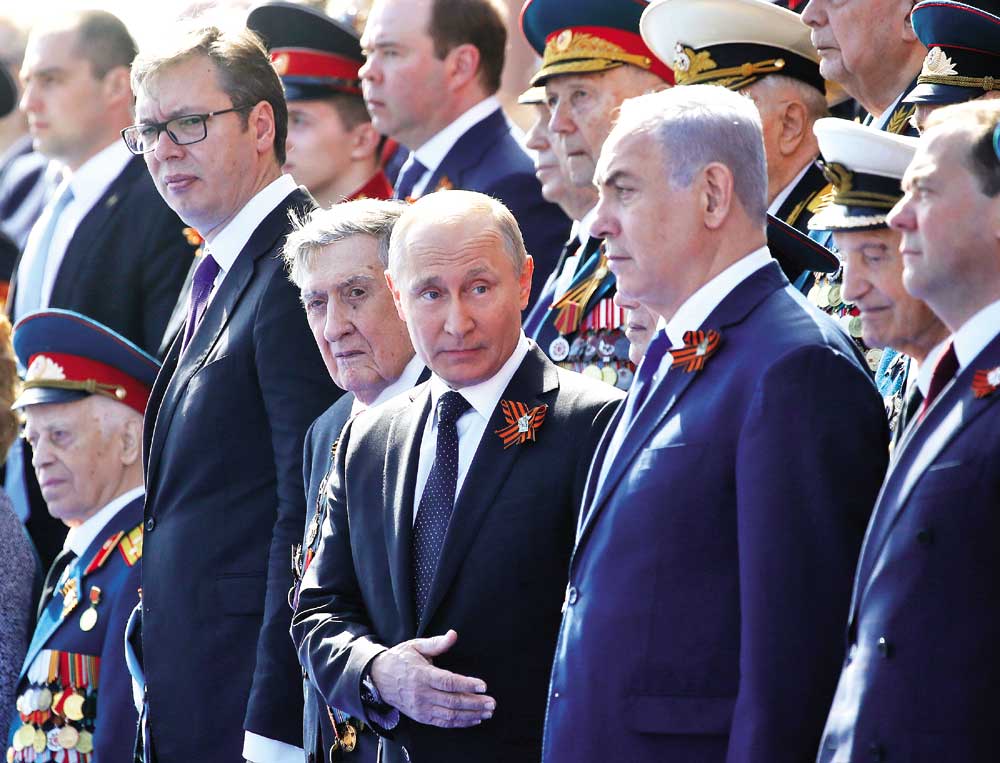 Russia shows off military hardware in Red Square parade - Foreign News - observerbd.com