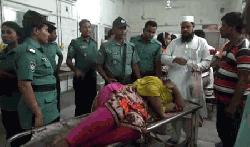 Female drug dealer injured in police firing