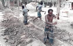 Villagers build drain for municipality’s inaction 