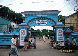 Eid jamaat at Shah Makhdum Eidgah at 8:00 