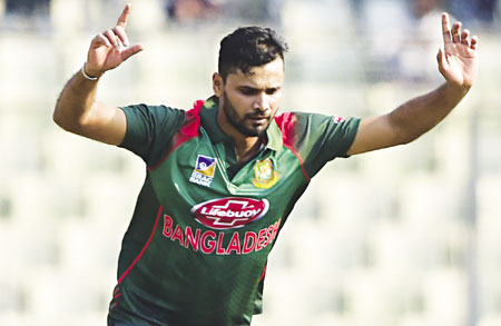 Bangladeshi cricket captain Mashrafe Biin Mortaza celebrates after the dismissal of West Indies cricketer Darren Bravo during the first One Day International (ODI) between Bangladesh and West Indies at the Sher-e-Bangla National Cricket Stadium in Dhaka on Sunday.	photo: AFP 