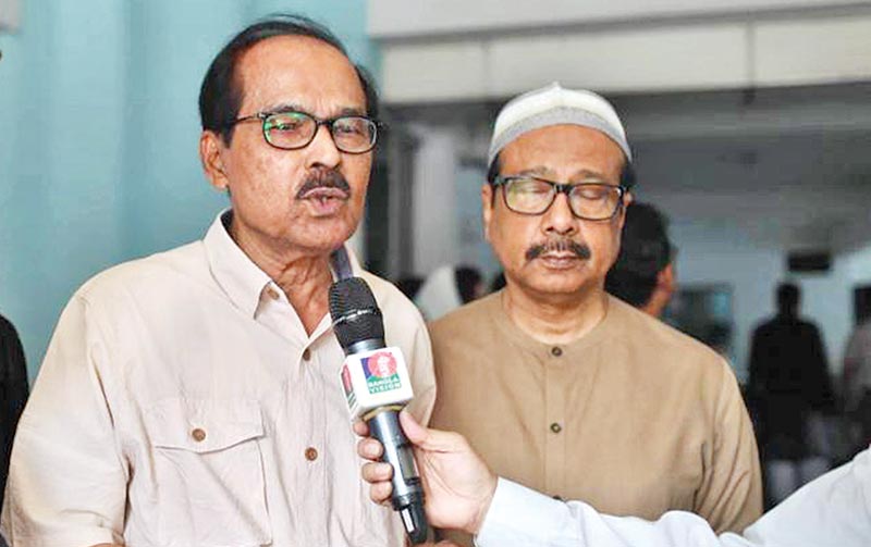 Syed Abdullah Hadi expressing his grief