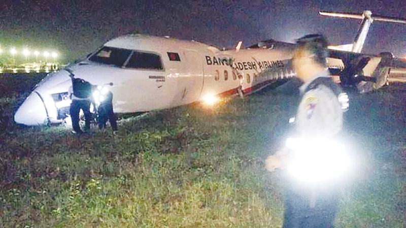 The Biman aircraft that was badly damaged as it crash landed at Yangon International Airport in Myanmar with  passengers on board on Wednesday.	photo: collected