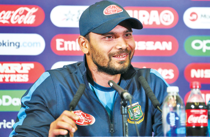 Bangladesh's captain Mashrafe Mortaza attends a press conference at Trent Bridge in Nottingham, central England, on June 19, ahead of their 2019 Cricket World Cup match against Australia.	Photo: AFP