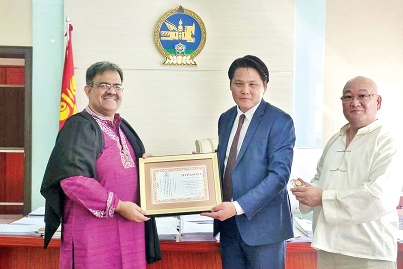 Svout Award taking from Philippines Vice-President
