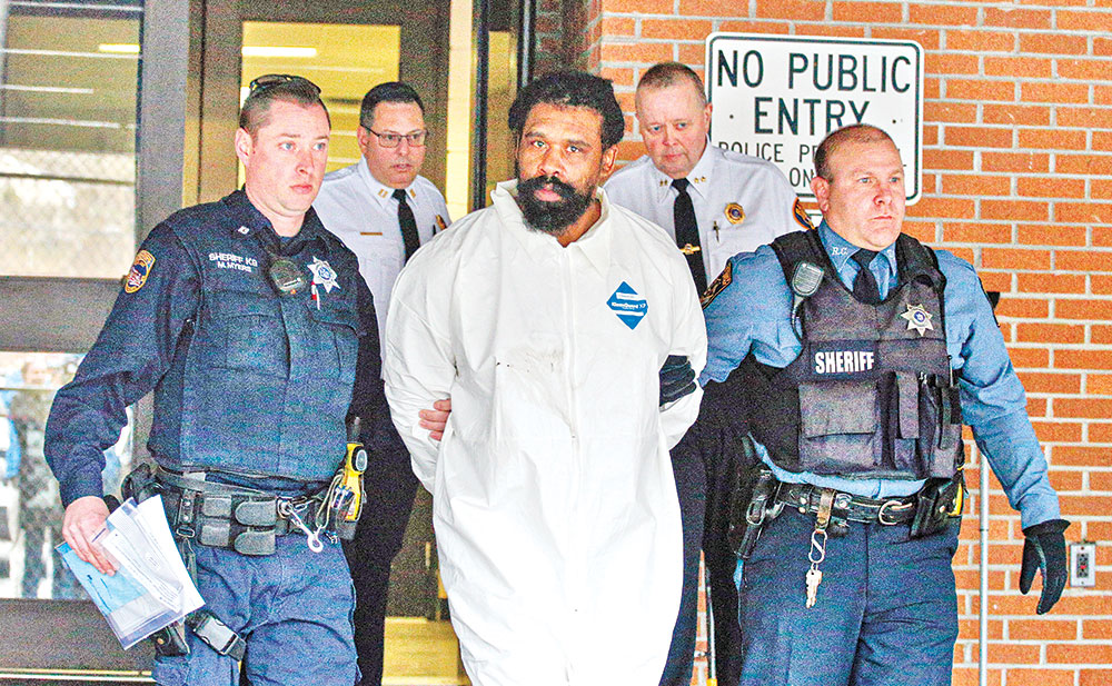 Suspect in Hanukkah celebration stabbings Thomas Grafton, 37 years old from Greenwood Lake, leaves the Ramapo Town Hall in Airmont, New York after being arrested on December 29. An intruder stabbed and wounded five people at a rabbi's house in New York during a gathering to celebrate the Jewish festival of Hanukkah.	photo : AFP