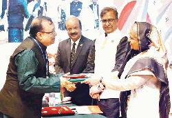 Poet Sikdar Aminul Haq posthumously receives ‘Ekushey Padak’