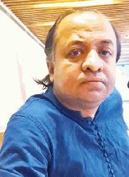Aminul Islam: Myths, experimental, insanity and a novel way of painting