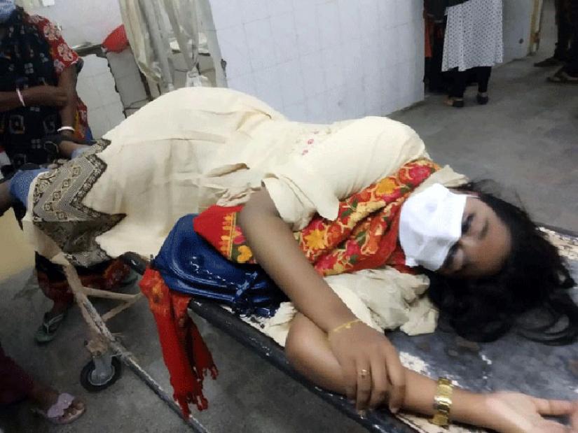 Shah Makhdum Medical College students attacked by miscreants, 10 injured 