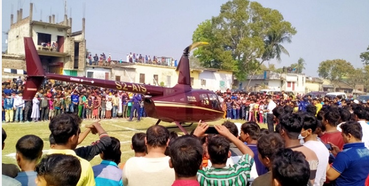 Asok officials face public wrath reaching Chuadanga by helicopter