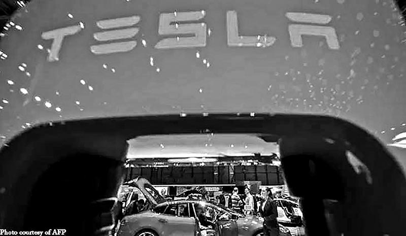 Tesla reports higher 1Q auto deliveries
