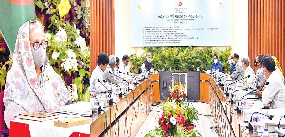 Prime Minister Sheikh Hasina from her Ganabhaban official residence virtually presiding over the ECNEC meeting held at NEC Conference Room at Sher-e-Bangla Nagar in the capital on Tuesday.	photo : pid