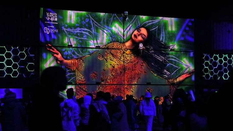 People attend the Soundstorm music festival, organized by MDLBEAST, in Banban on the outskirts of the Saudi capital Riyadh on December 16, 2021. Photo: AFP/Fayez Nureldine 