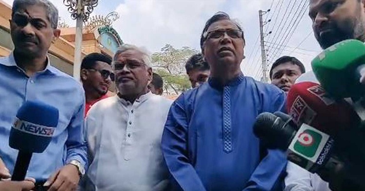 BNP leaders talk to reporters after a five-member delegation of the party made a request not to arrest the party leaders and workers without warrants during their meeting with DMP Commissioner Khandker Golam Faruq at DMP's Mintoo Road office in Dhaka.