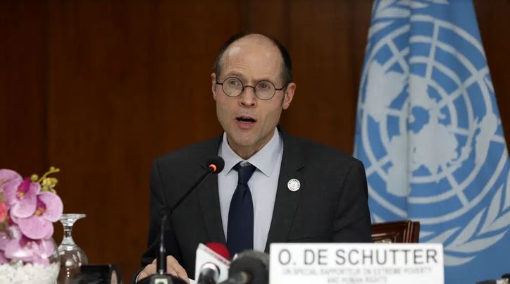 Olivier De Schutter, U.N. special rapporteur on extreme poverty and human rights addresses a press conference in Dhaka, Bangladesh, Monday, May 29, 2023. (AP Photo/Al-emrun Garjon)