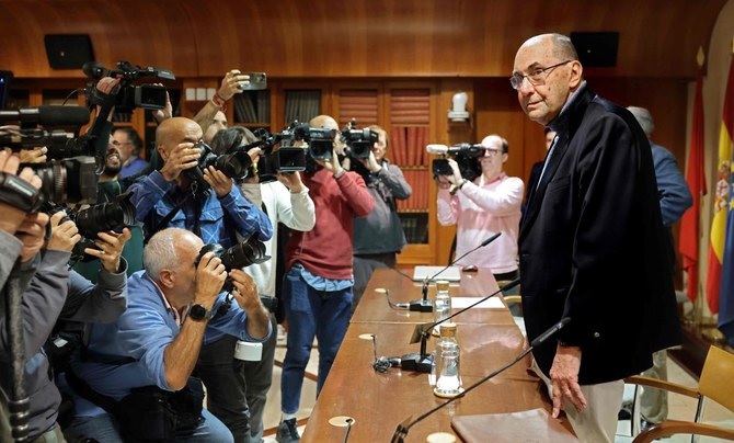 Former leader of Spain's main right-wing political party in Catalonia and co-founder of far-right party Vox, Alejo Vidal-Quadras, holds his first press conference since he was shot in the head last November, in Madrid on Feb. 23, 2024. (AFP)