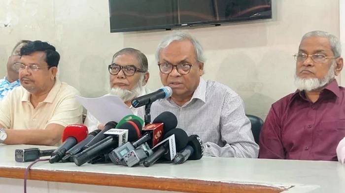 BNP Senior Joint Secretary General Ruhul Kabir Rizvi (second from right) addresses at a press conference at BNP central office at Nayapaltan in the capital to mark M Ilias Ali's 12 years of disappearance on Wednesday 