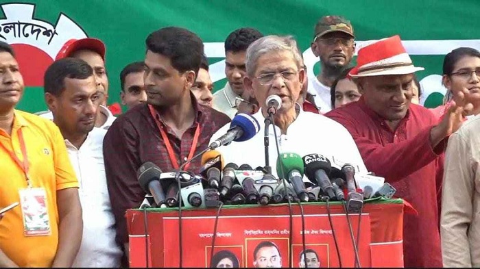 BNP Secretary General Mirza Fakhrul Islam Alamgir speaks at a workers' rally organised in front of the BNP central office at Naya Paltan in the capital on Wednesday (May 1).