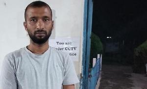 India detains Bangladeshi tourist over social media posts, issues deportation