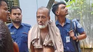 Beggar hacked to death in B'baria