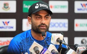 Tamim arrives India as speculation swirls over commentary role
