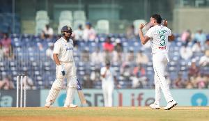 Bangladesh strikes but India extend lead to 308