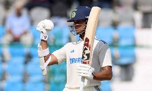 India sets new records with fastest team 50 and 100 in Test cricket