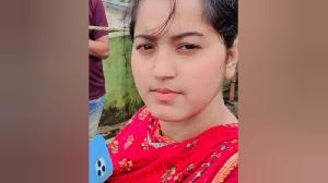 Husband flees abroad after killing wife