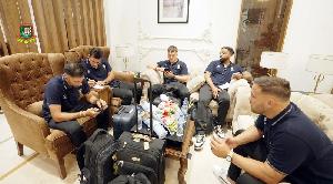 South Africa team arrives in Dhaka