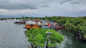 Bank official drowns in Tanguar Haor