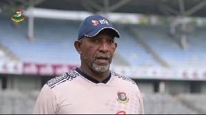 Simmons aims to shield cricketers from off-field distractions