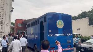 53 students held after storming secretariat 