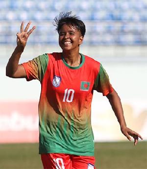 Enchanting Tohura stirs the team 