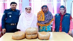 2 women held with 8kg hemp in B'baria