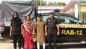 2 held with 10kg hemp in Sirajganj