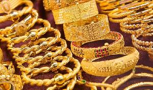 Gold prices surge to Tk 142,266 per Bhori 