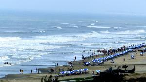 Child drowns in Teknaf beach, 2 missing