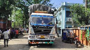 Import resumes through Hili land port after 2-day suspension  