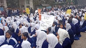 Students block highway in protest of bus accident in Savar