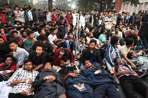 JnU students' continue hunger strike in front of secretariat