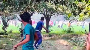 5 Bangladeshis hurt in clash with Indians' along C'nawabganj border