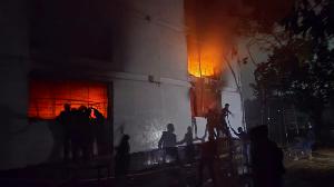 Factory torched, vehicles vandilized during Gazipur workers' protest