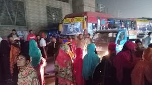 Workers' block highway demanding unpaid wages in Gazipur