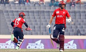 Barishal continue dominance with thrilling victory over Khulna