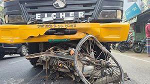 2 killed as truck rams van in Jashore