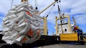 37,000 tons of rice arrive from India, Pakistan