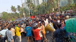 Clash erupts between police, anti-rape protesters at Shahbagh