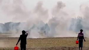 Cocktail detonations leave 15 injured in Shariatpur clash